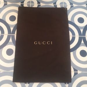 Medium sized Gucci dust bag